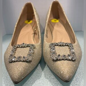 Anne Klein Nambi Gold Sparkle Block Heels – Size 9 (New without Box)